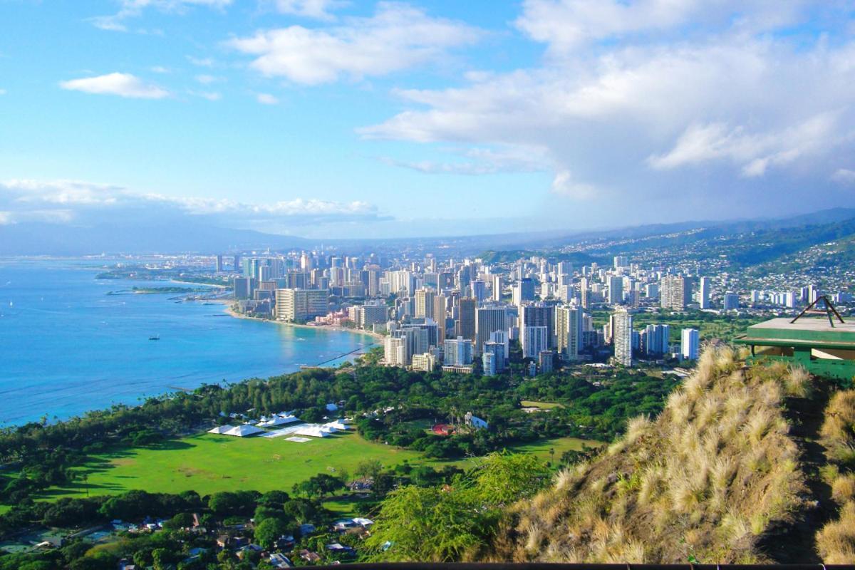 Ocean & Diamond Head Views - Near Beach - Parking! 호놀룰루 외부 사진
